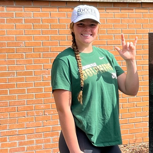 Meet your Posher, Ashley - Picture 1 of 1